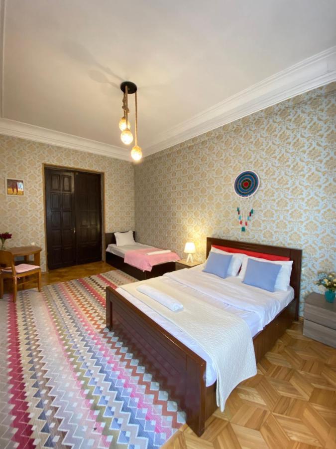 Check Apartment Tbilisi